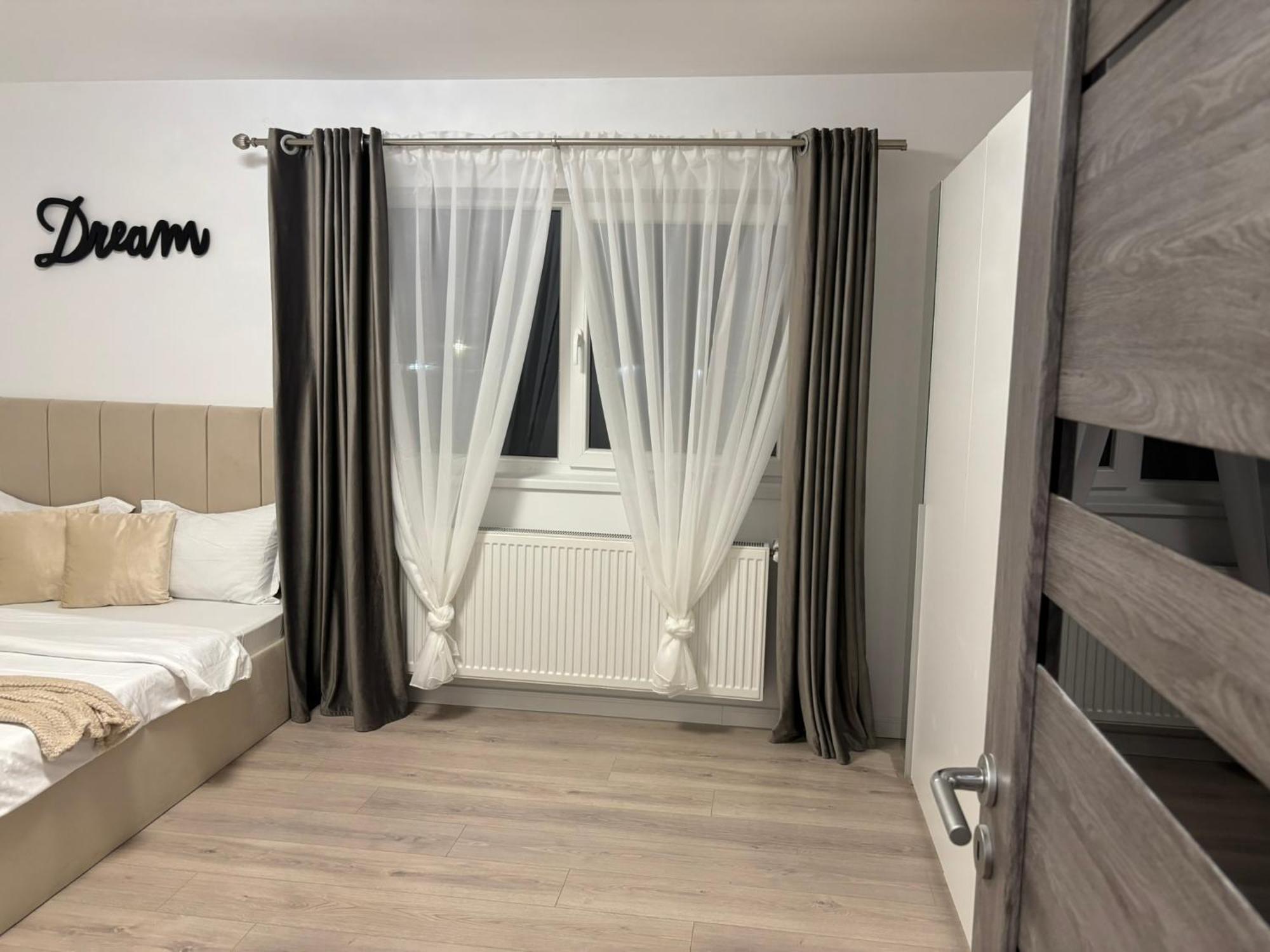 Dream Apartament Bistriţa Dış mekan fotoğraf