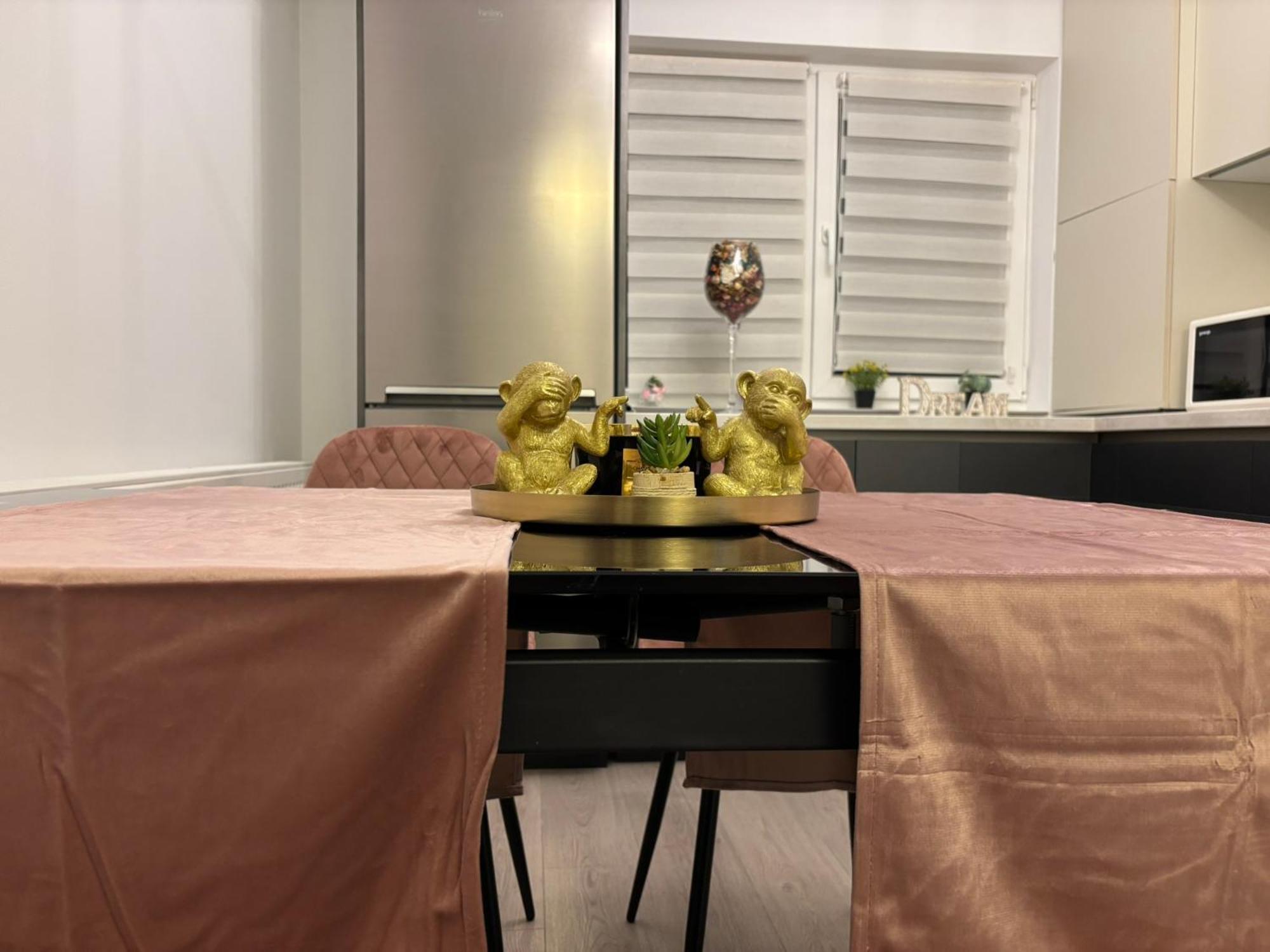 Dream Apartament Bistriţa Dış mekan fotoğraf