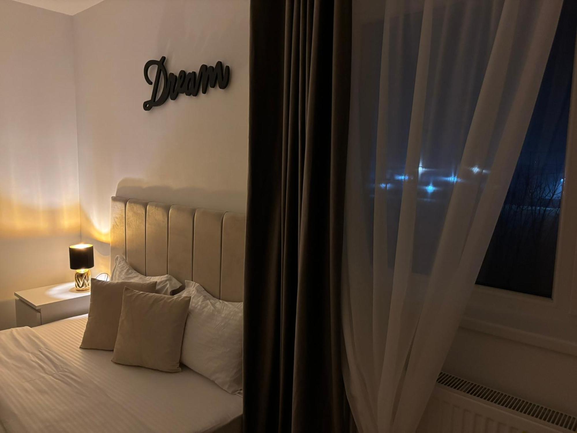 Dream Apartament Bistriţa Dış mekan fotoğraf